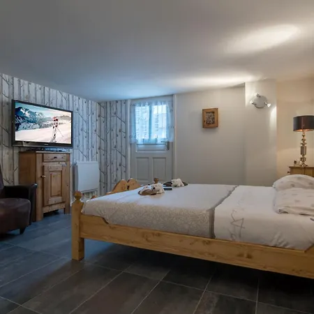 Appartement Courchevel, 4 Pièces, 6 Personnes - Fr-1-575-145 *